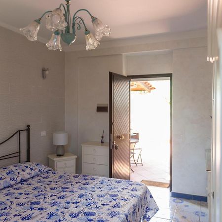 B&B Appartamenti L'Anfora Sperlonga Eksteriør bilde