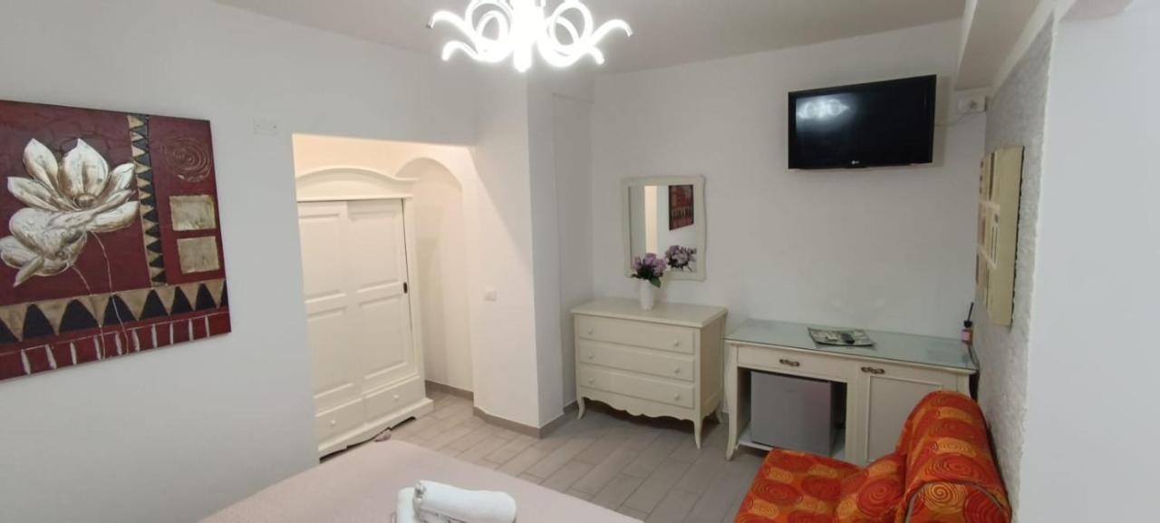 B&B Appartamenti L'Anfora Sperlonga Eksteriør bilde