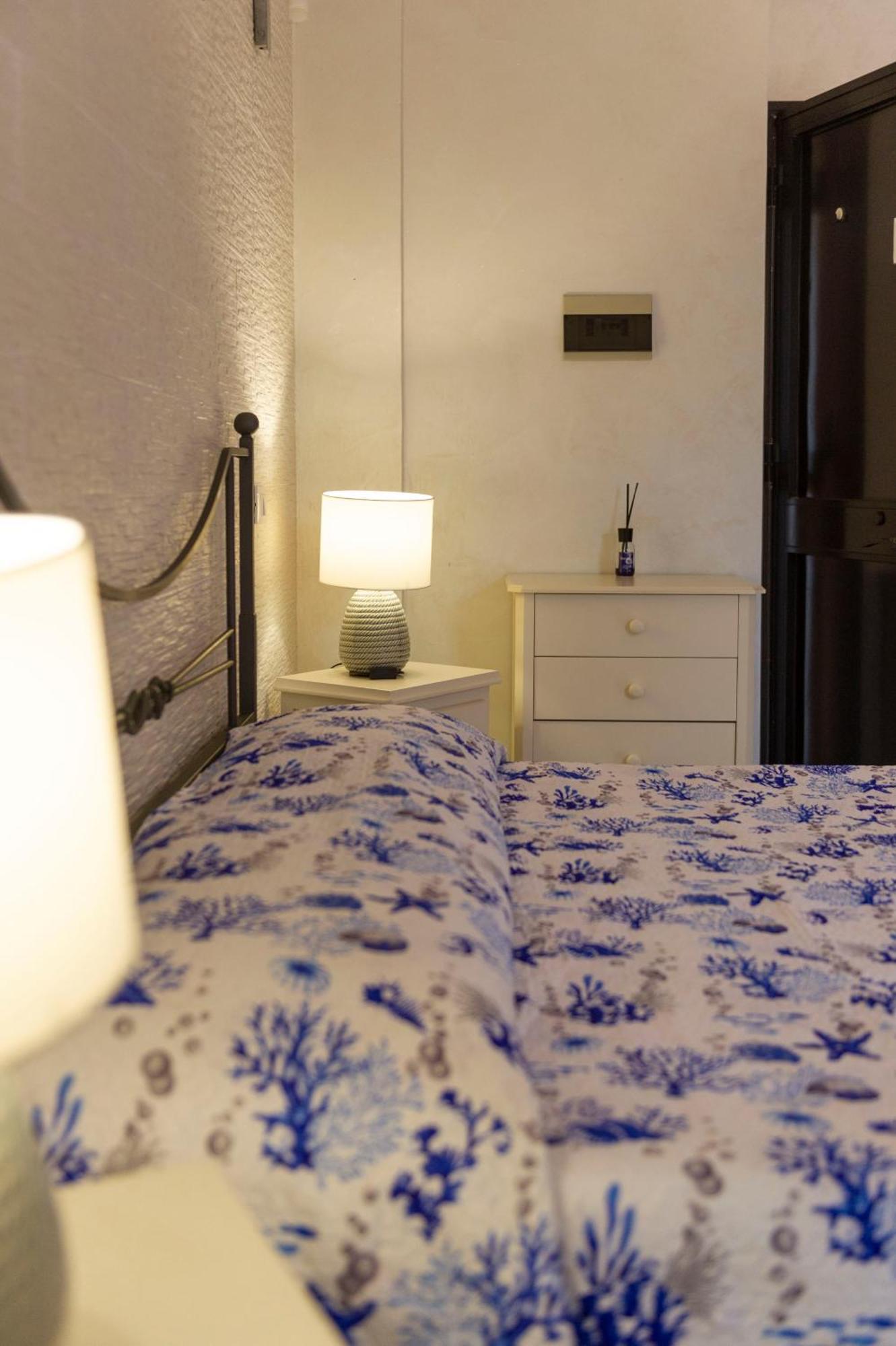B&B Appartamenti L'Anfora Sperlonga Eksteriør bilde