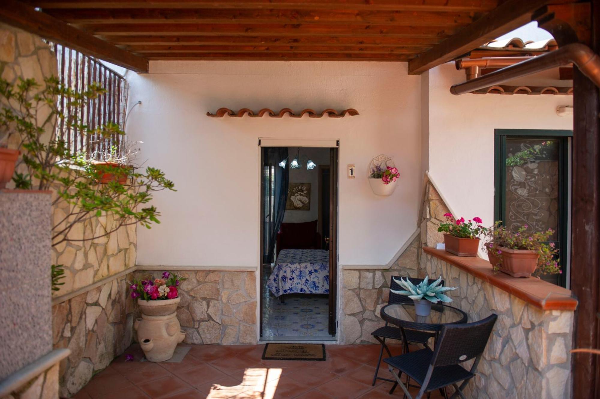 B&B Appartamenti L'Anfora Sperlonga Eksteriør bilde