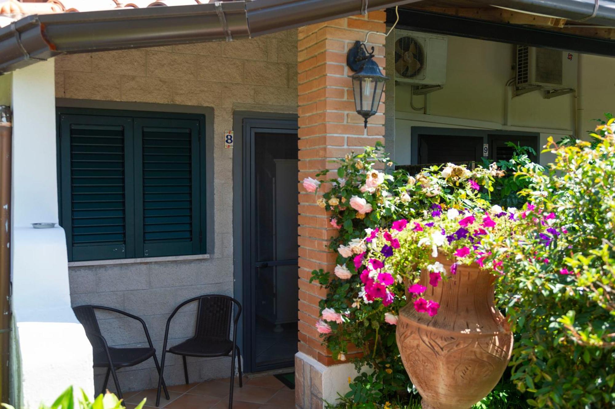 B&B Appartamenti L'Anfora Sperlonga Eksteriør bilde